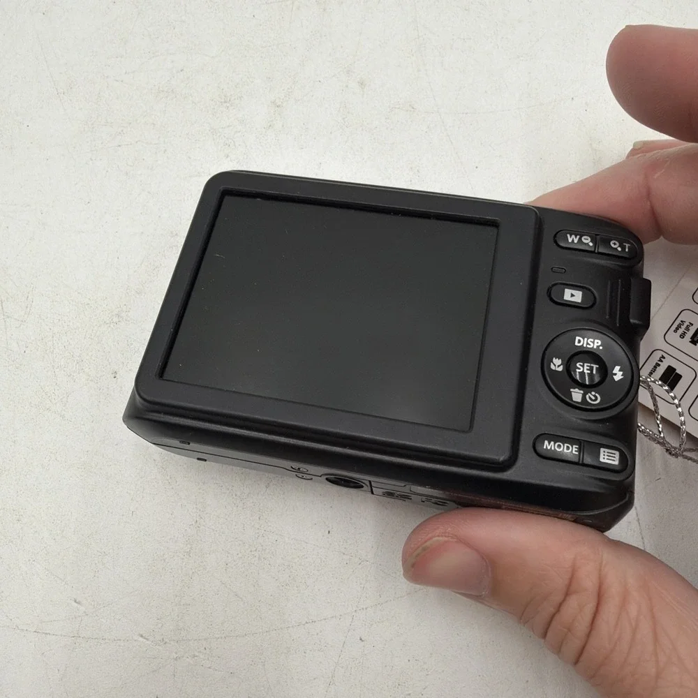 Kodak PIXPRO FZ45 16 MP Digital Compact Camera Black Parts Lens Obstruction